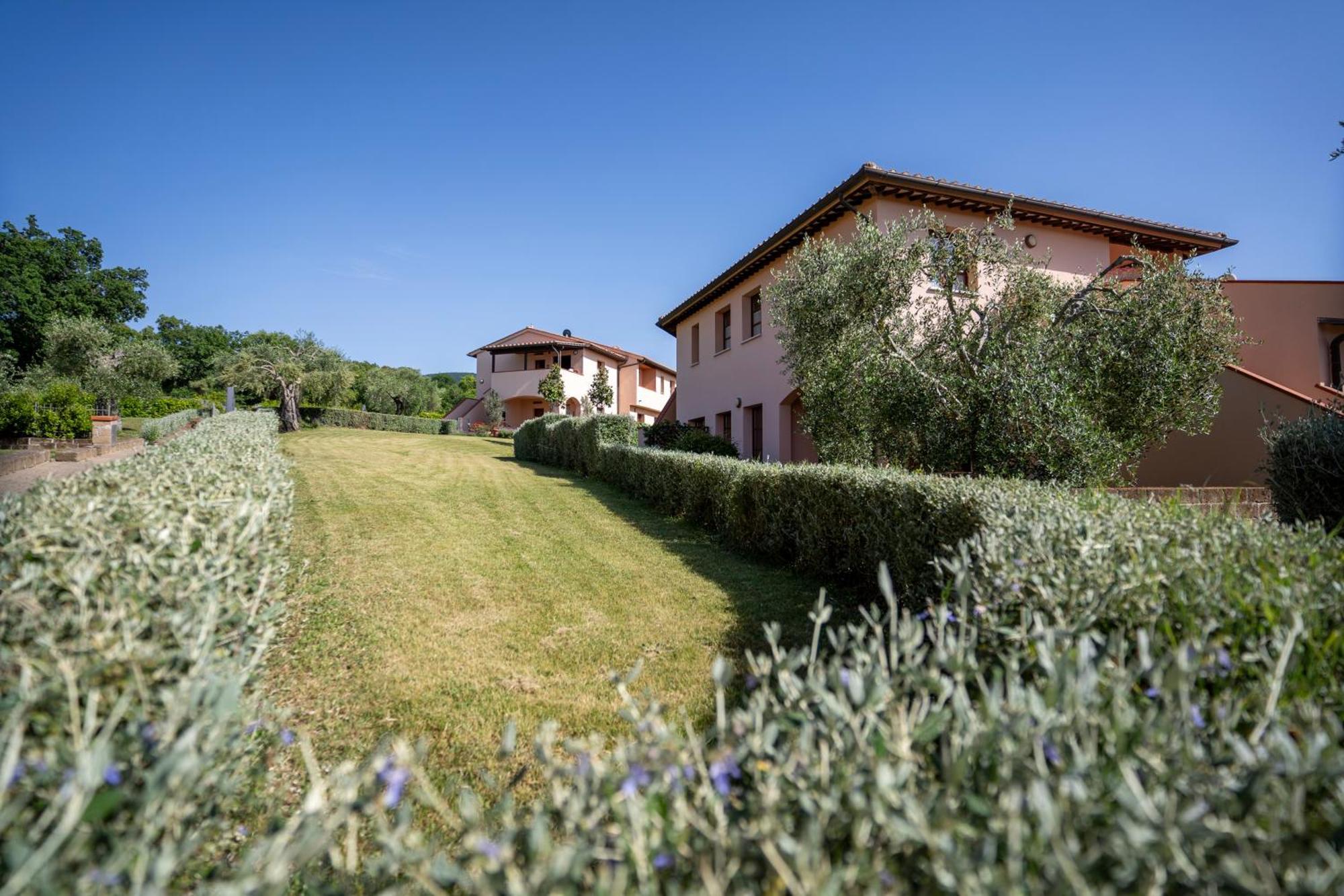 Borgo Etrusco Aparthotel Scarlino Eksteriør bilde