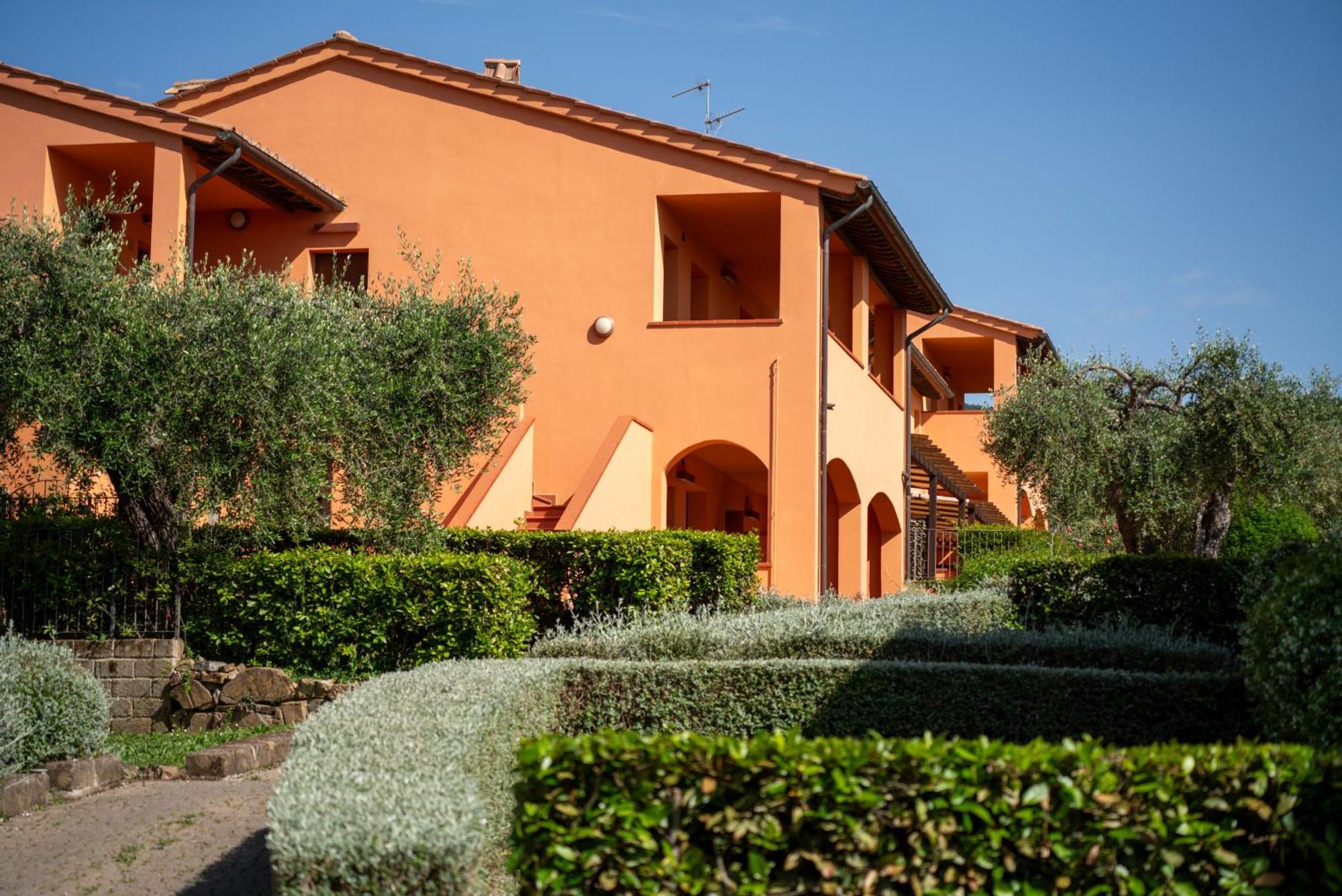 Borgo Etrusco Aparthotel Scarlino Eksteriør bilde
